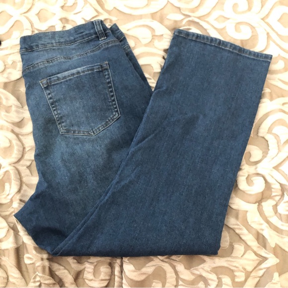 Ashley Stewart Legendary Bootcut Jeans in size 18 - Picture 2 of 7
